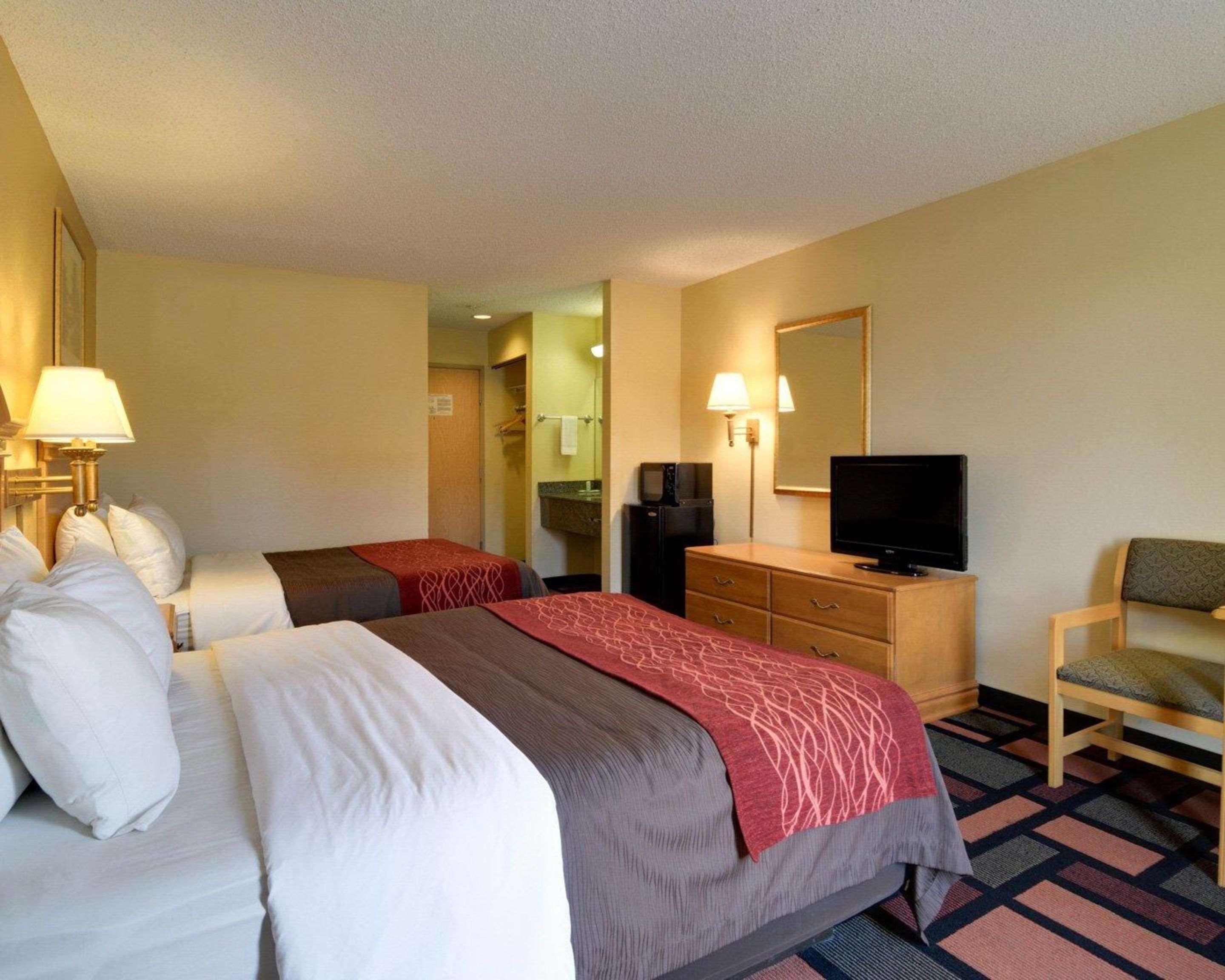 Quality Inn & Suites Malvern Buitenkant foto