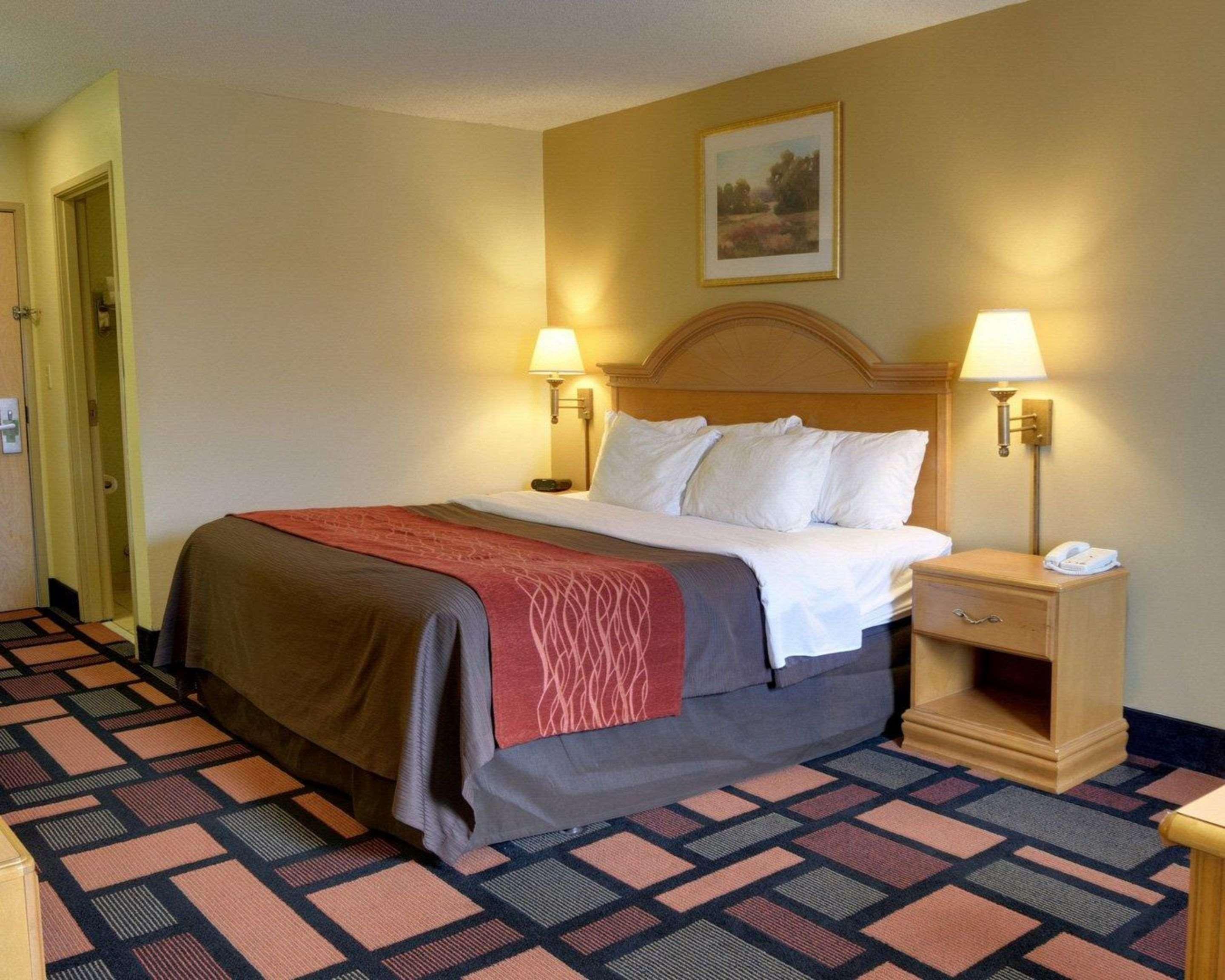 Quality Inn & Suites Malvern Buitenkant foto