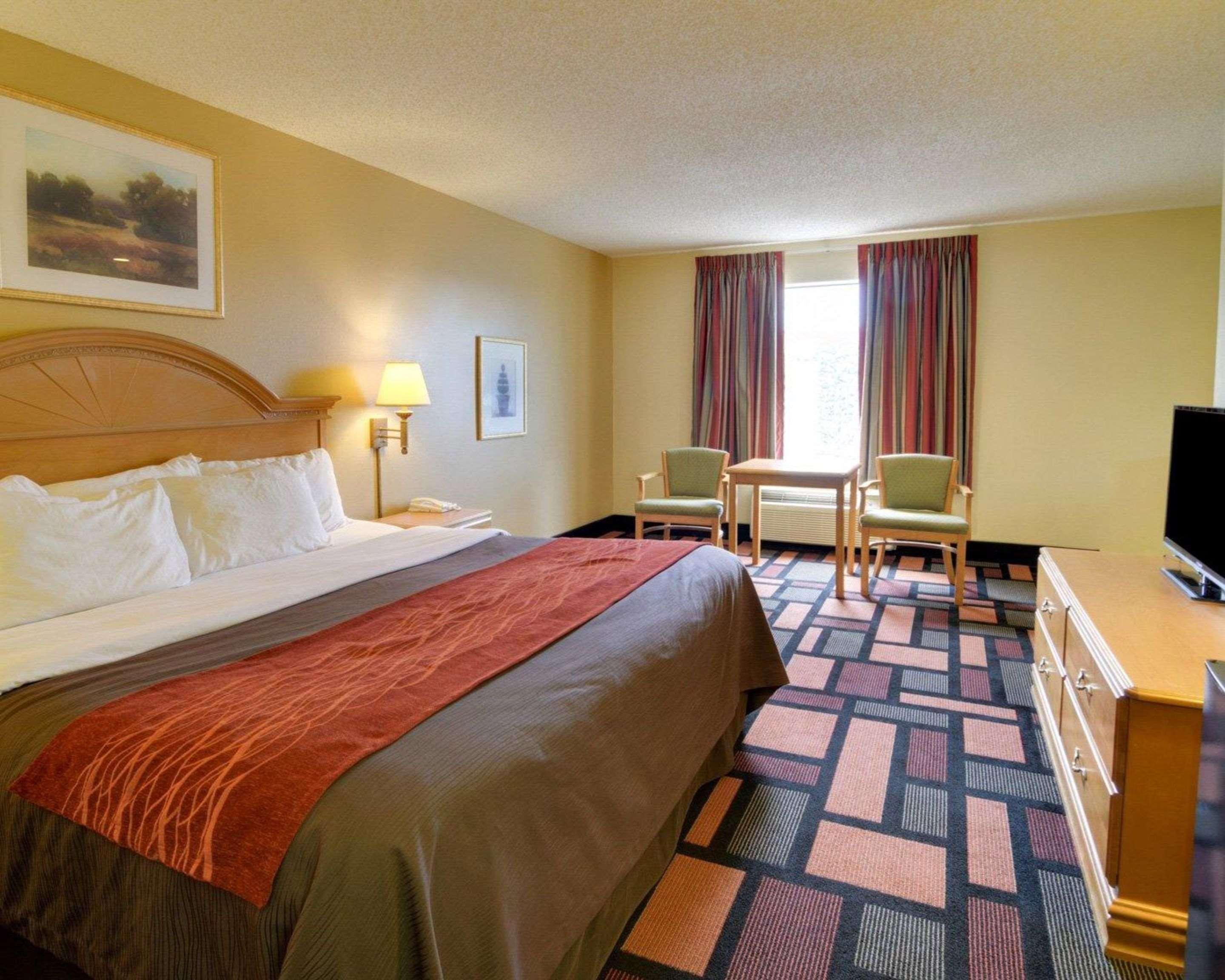 Quality Inn & Suites Malvern Buitenkant foto