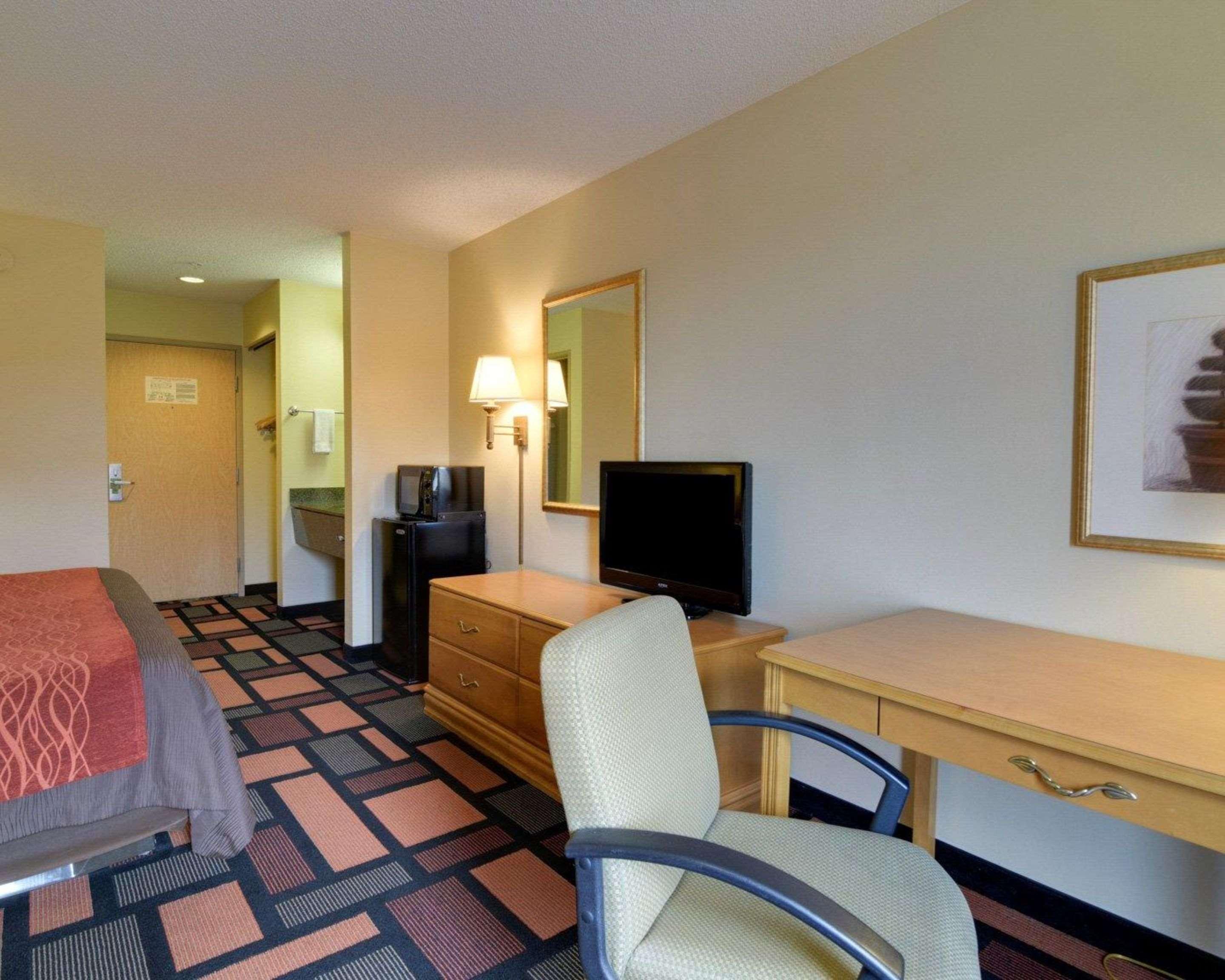 Quality Inn & Suites Malvern Buitenkant foto