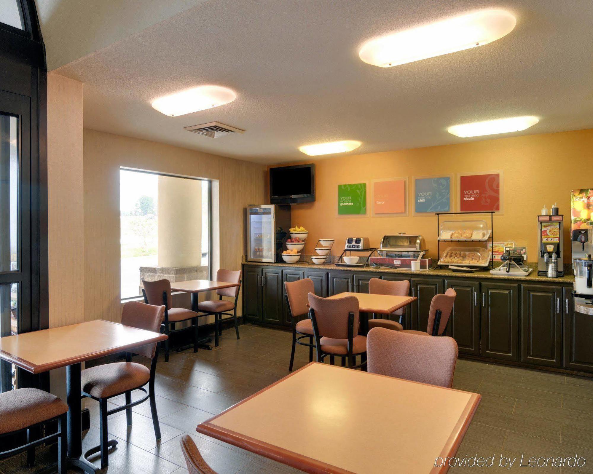 Quality Inn & Suites Malvern Buitenkant foto